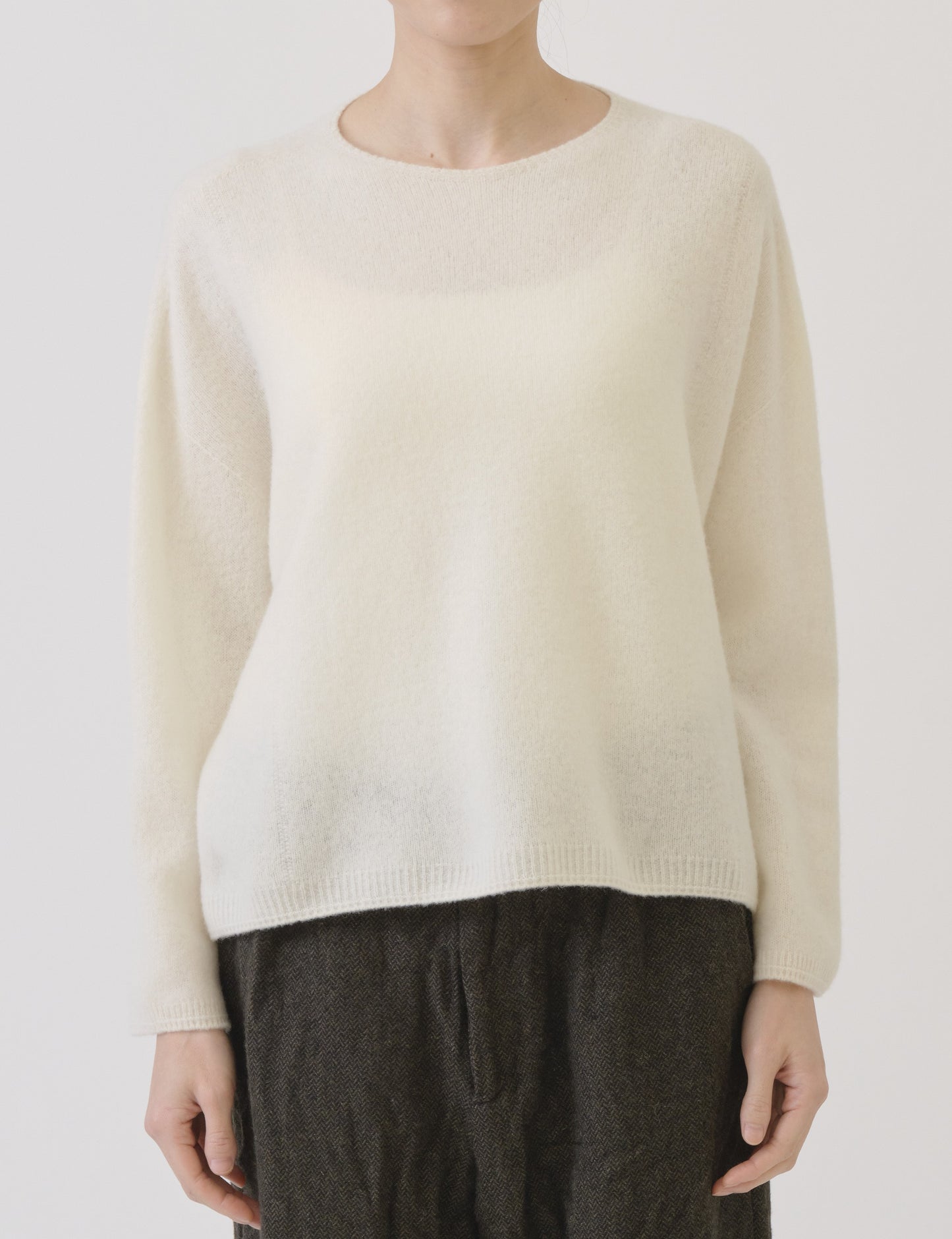 Fine wool crewneck pullover