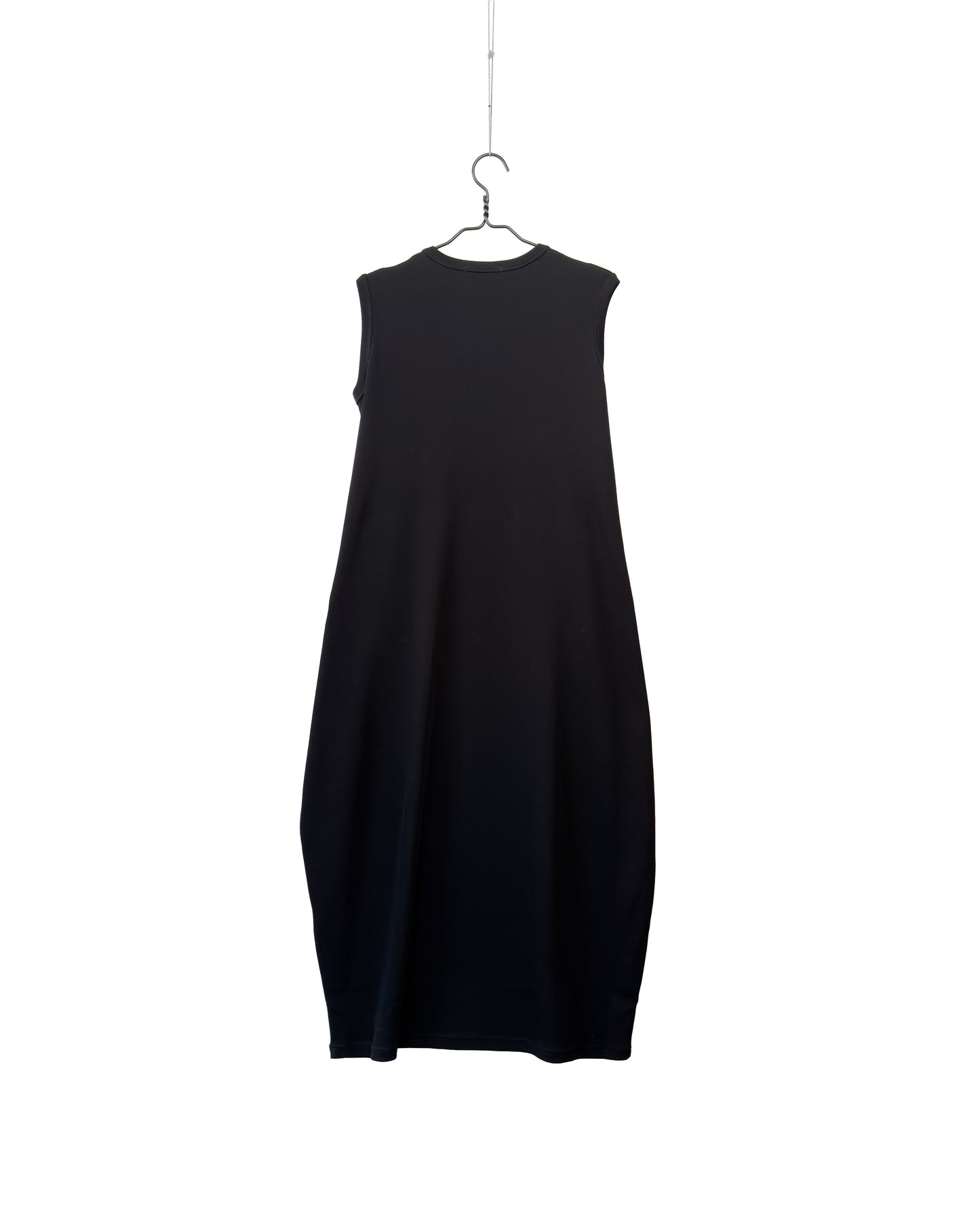 Hard twisted smooth balloon dress