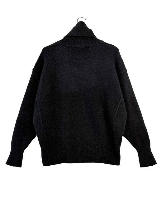Yack turtle neck sweater