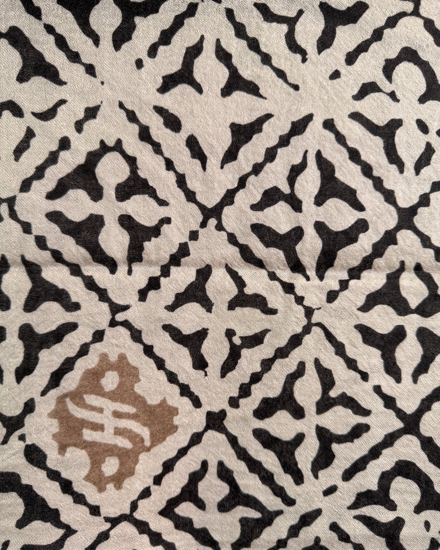 Cashmere scarf Midicube felted Eyes of Marrakesh