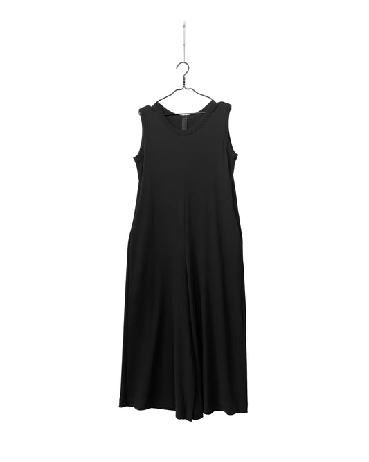 Hard twisted smooth jump suits