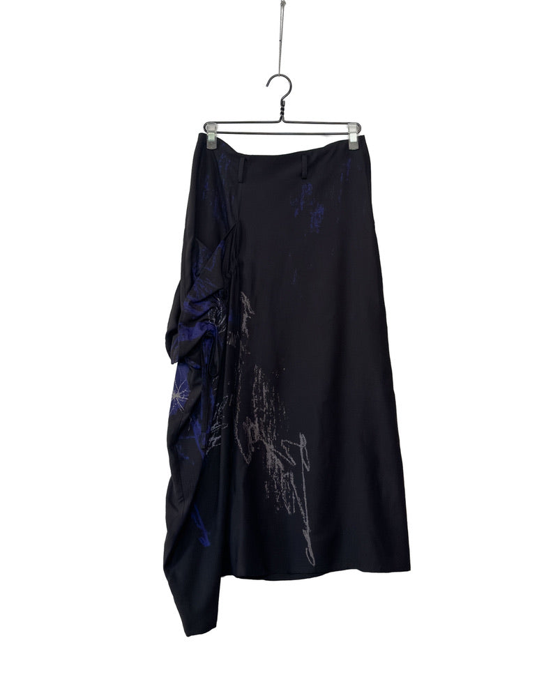 On-right side gather skirt