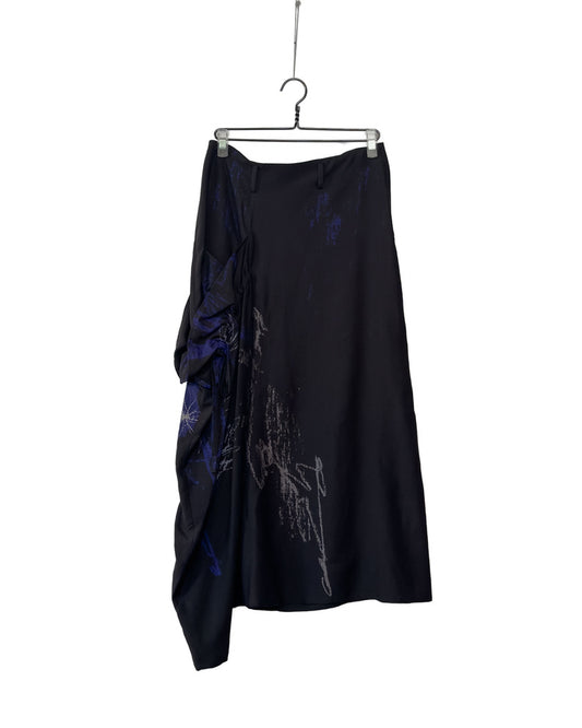 On-right side gather skirt