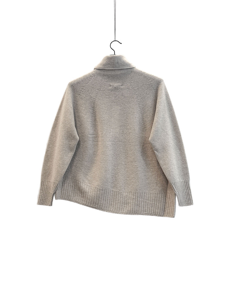 Fine wool patterned panel switch loose turtleneck pullover