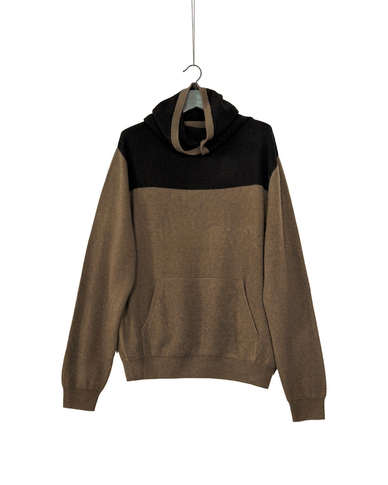 Hooded sweater patch