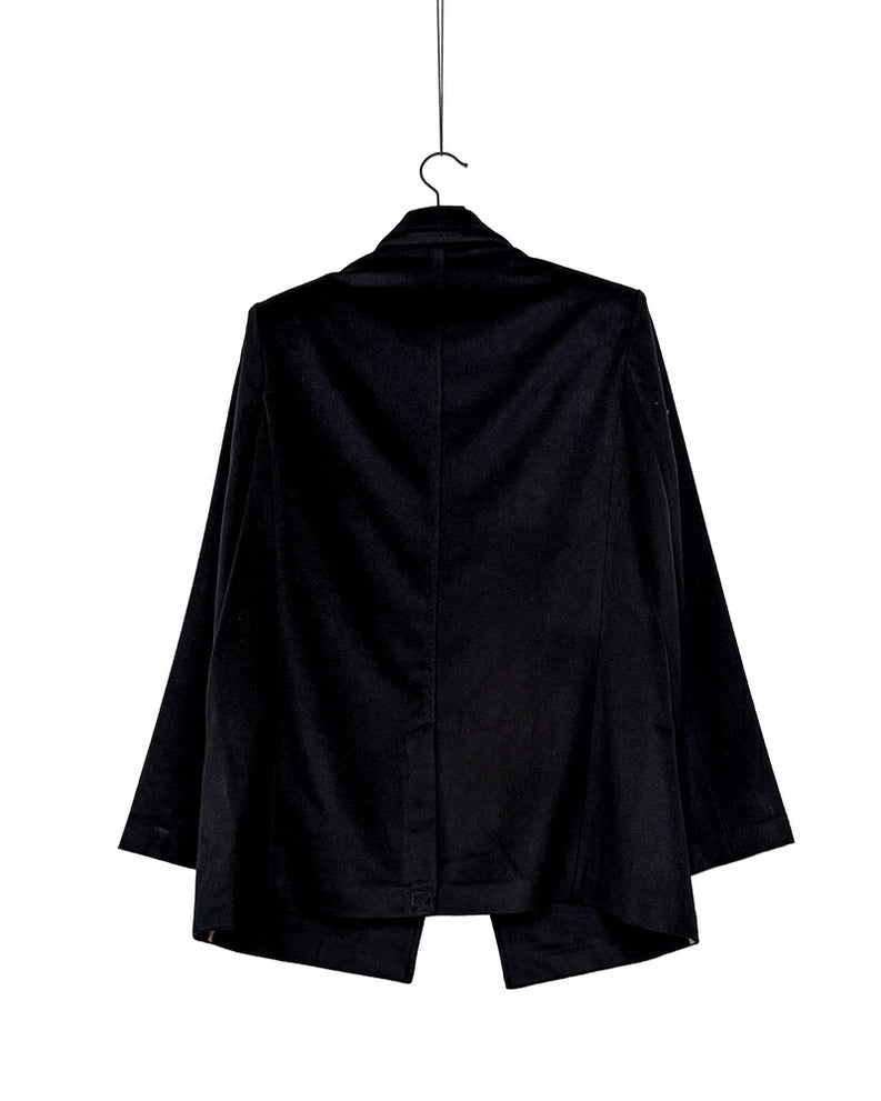 Suit blazer with shoulder pads