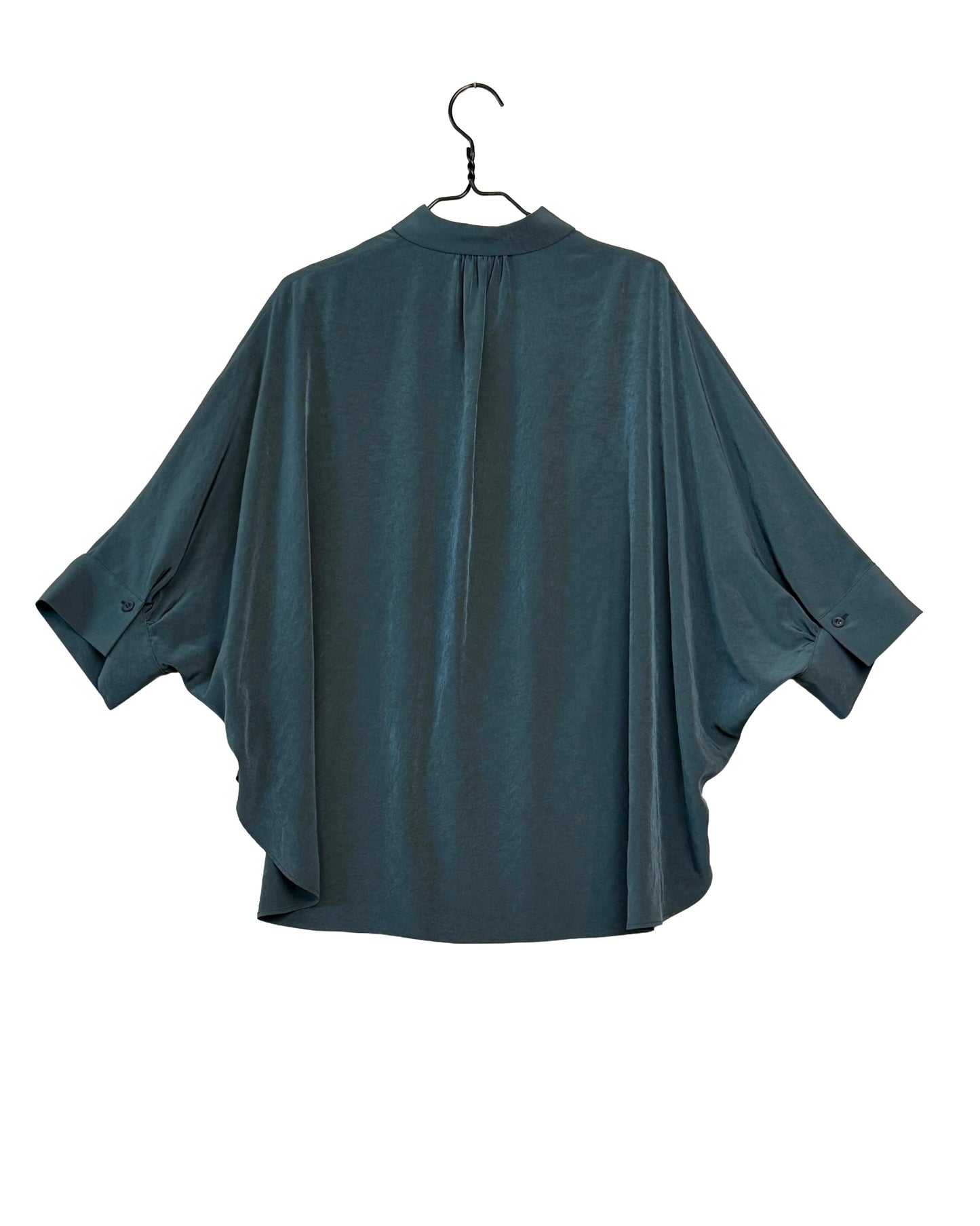 N-half sleeve cape shirt