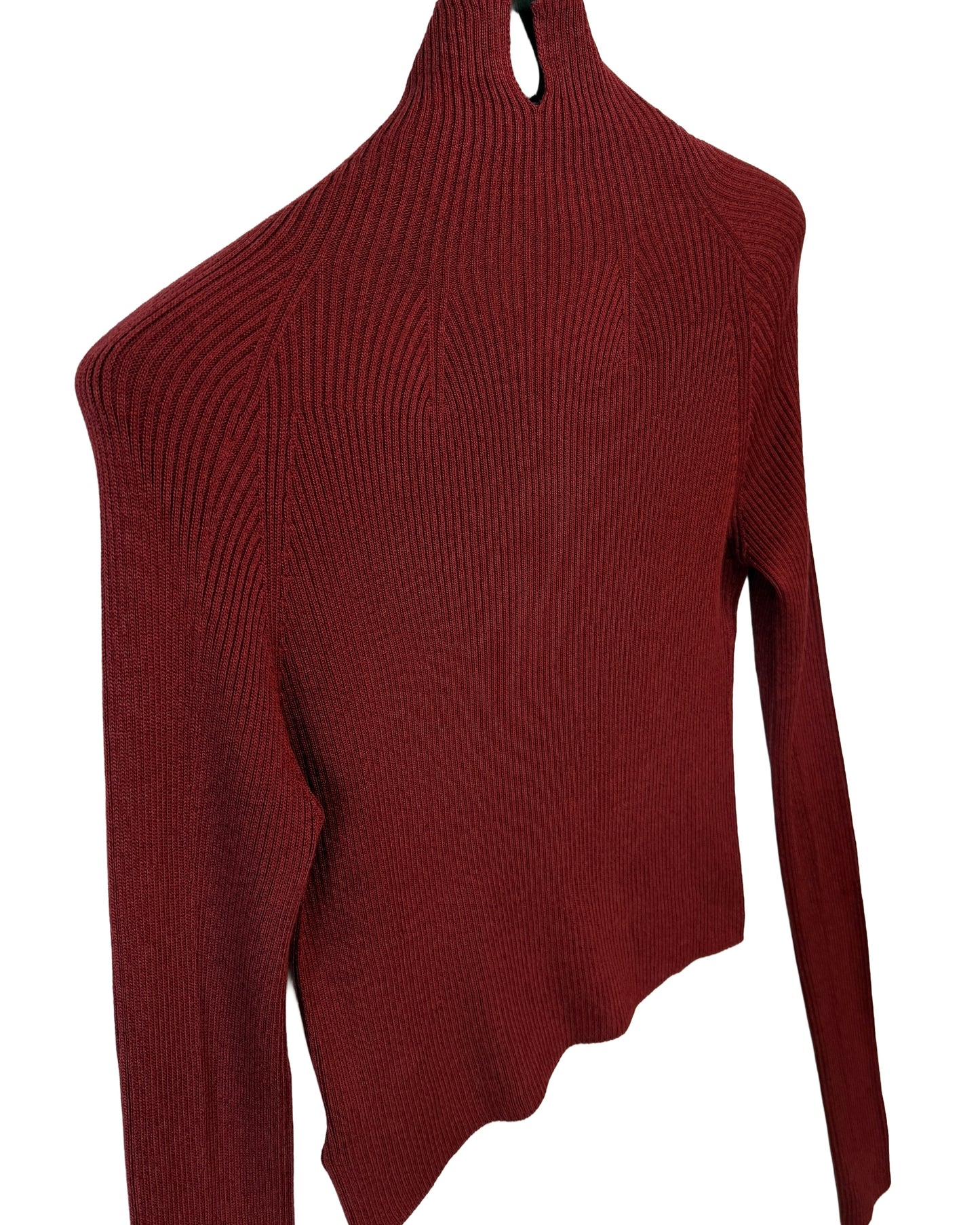 Short thumbhole pullover