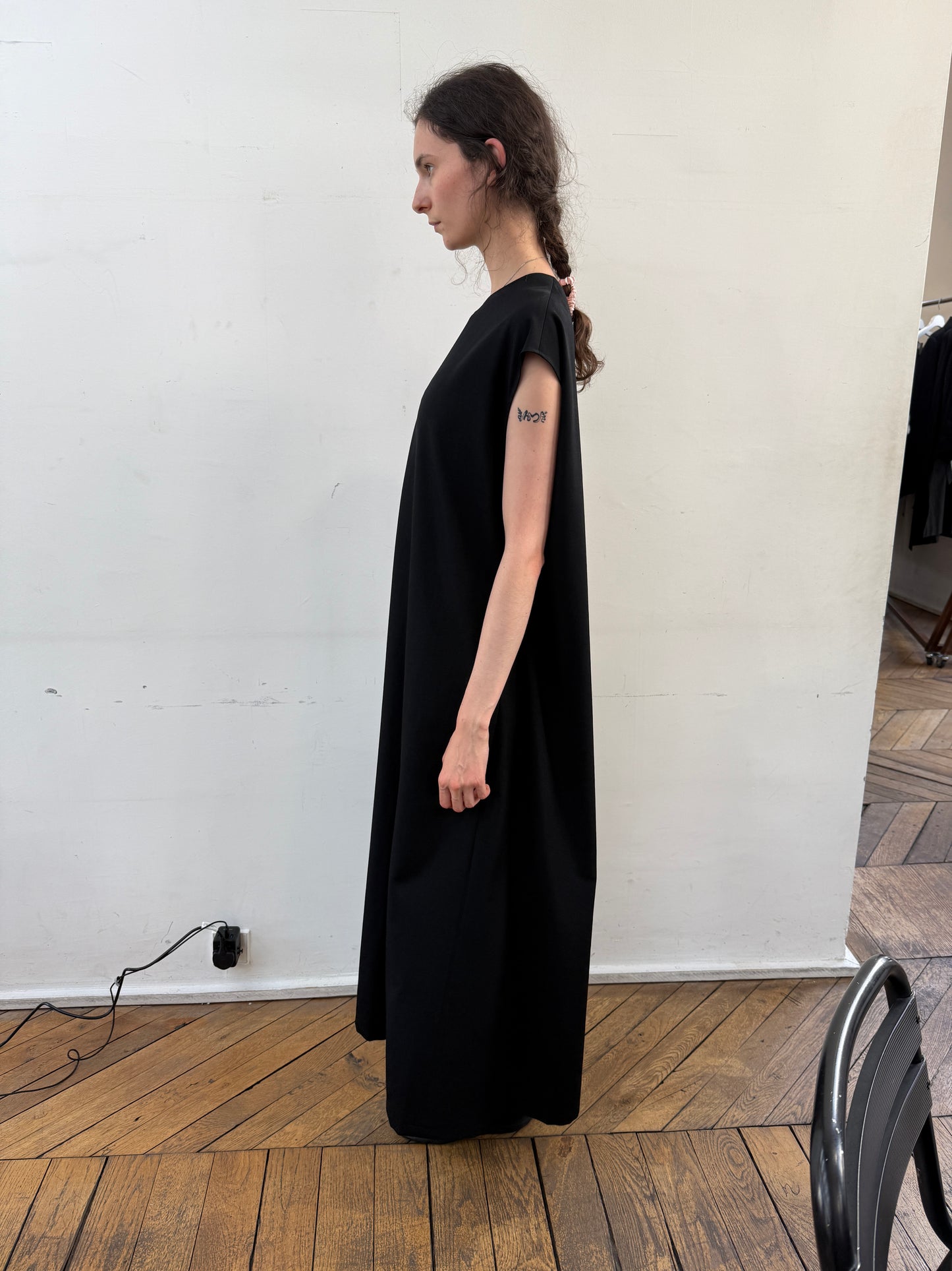 N-right side gathered dress