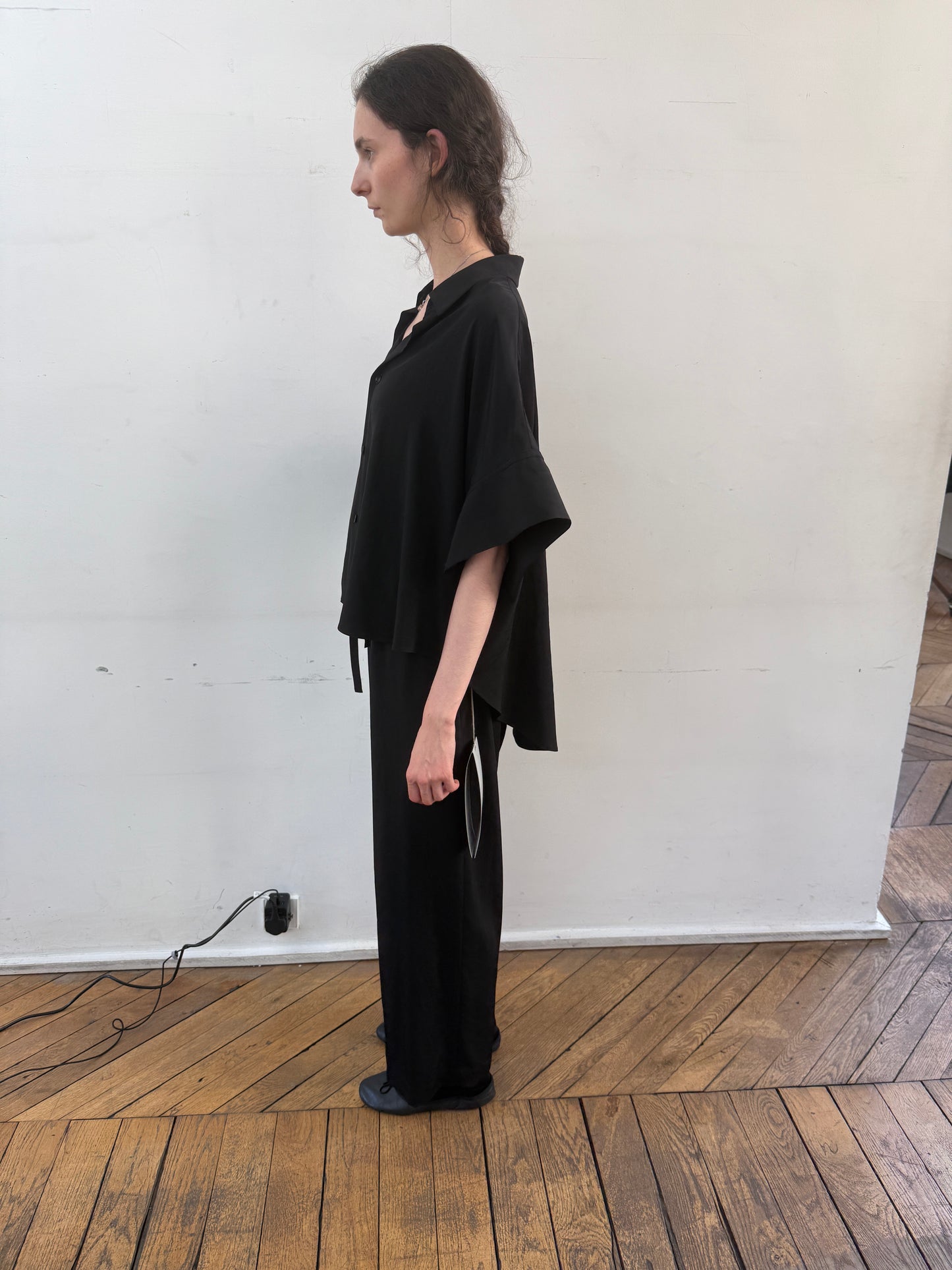 N-short cuffs blouse