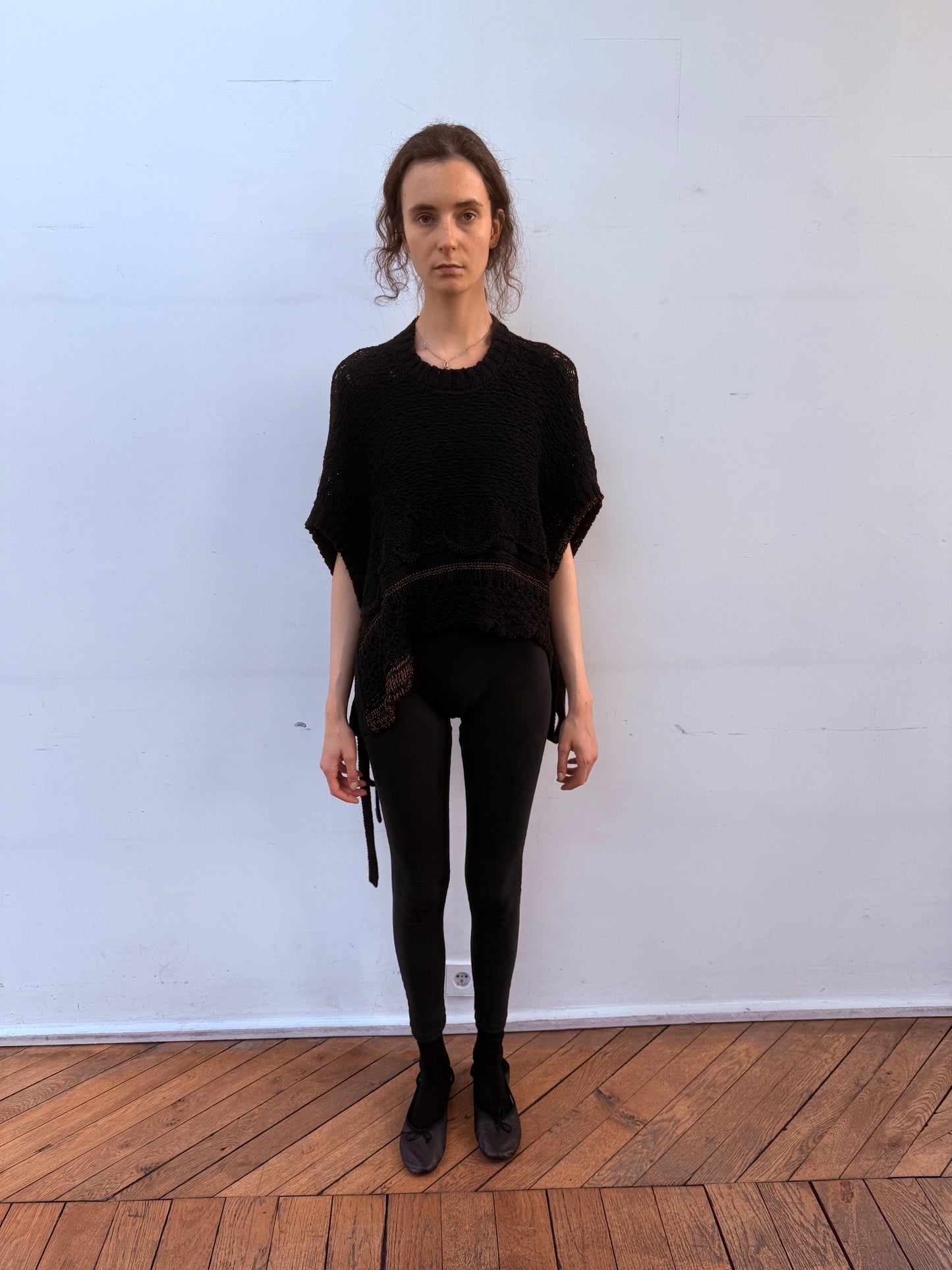 Asymmetric fb vest w/ tp