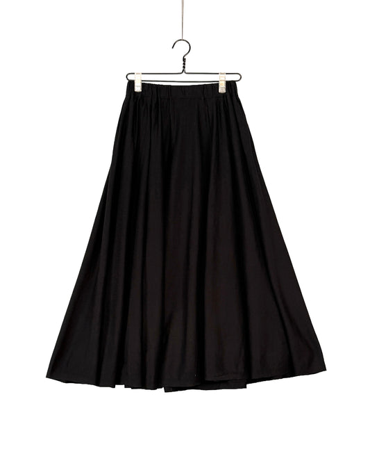 Silky slip on circle skirt