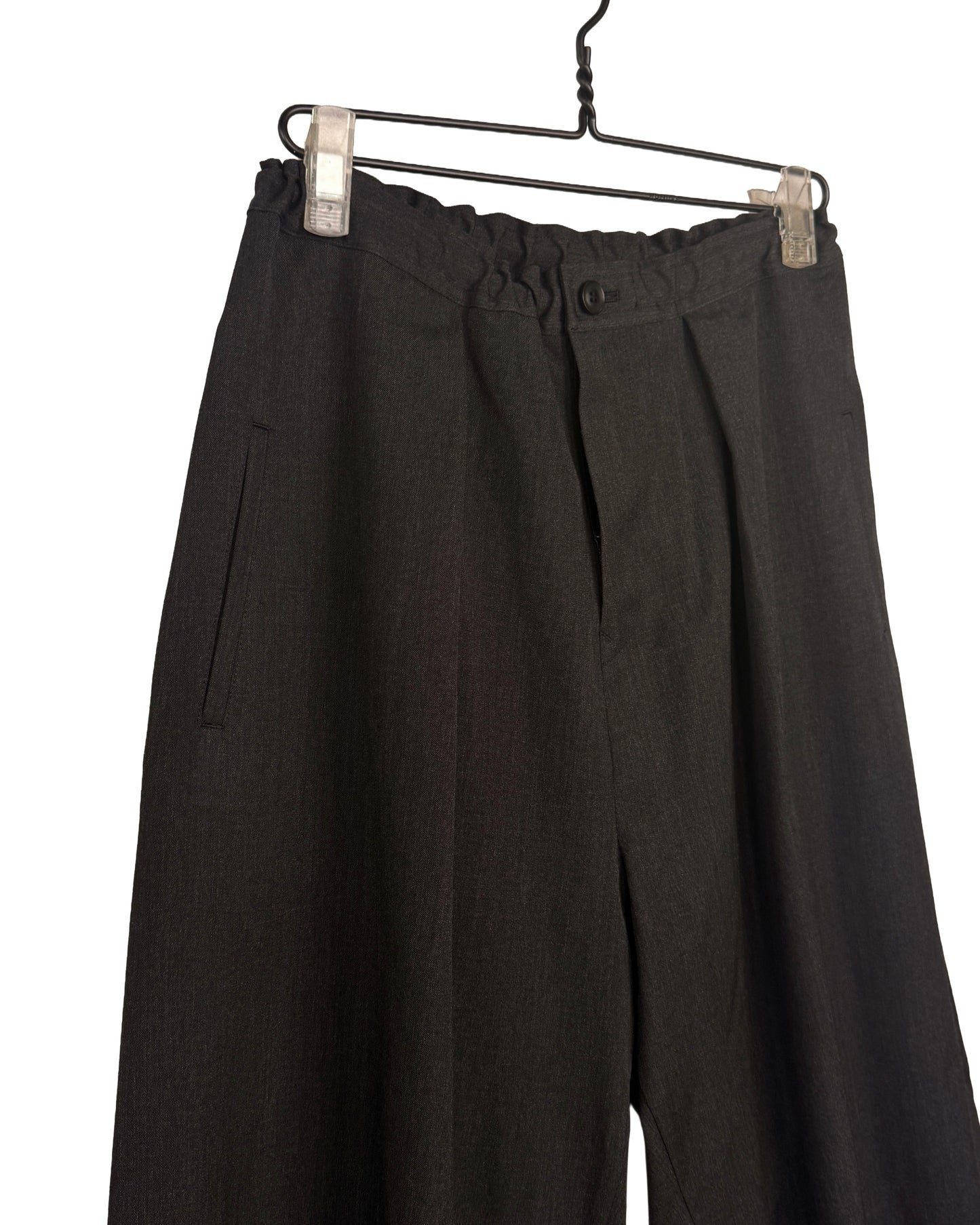 O-front tuck wide pants