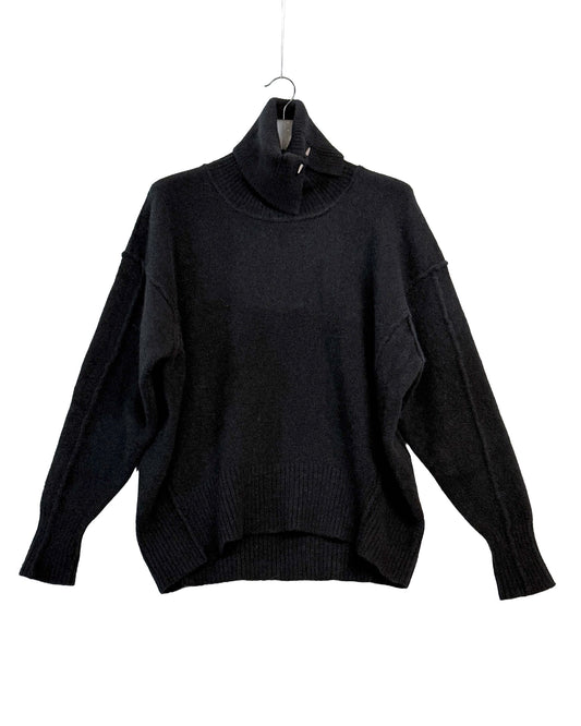 Yack turtle neck sweater