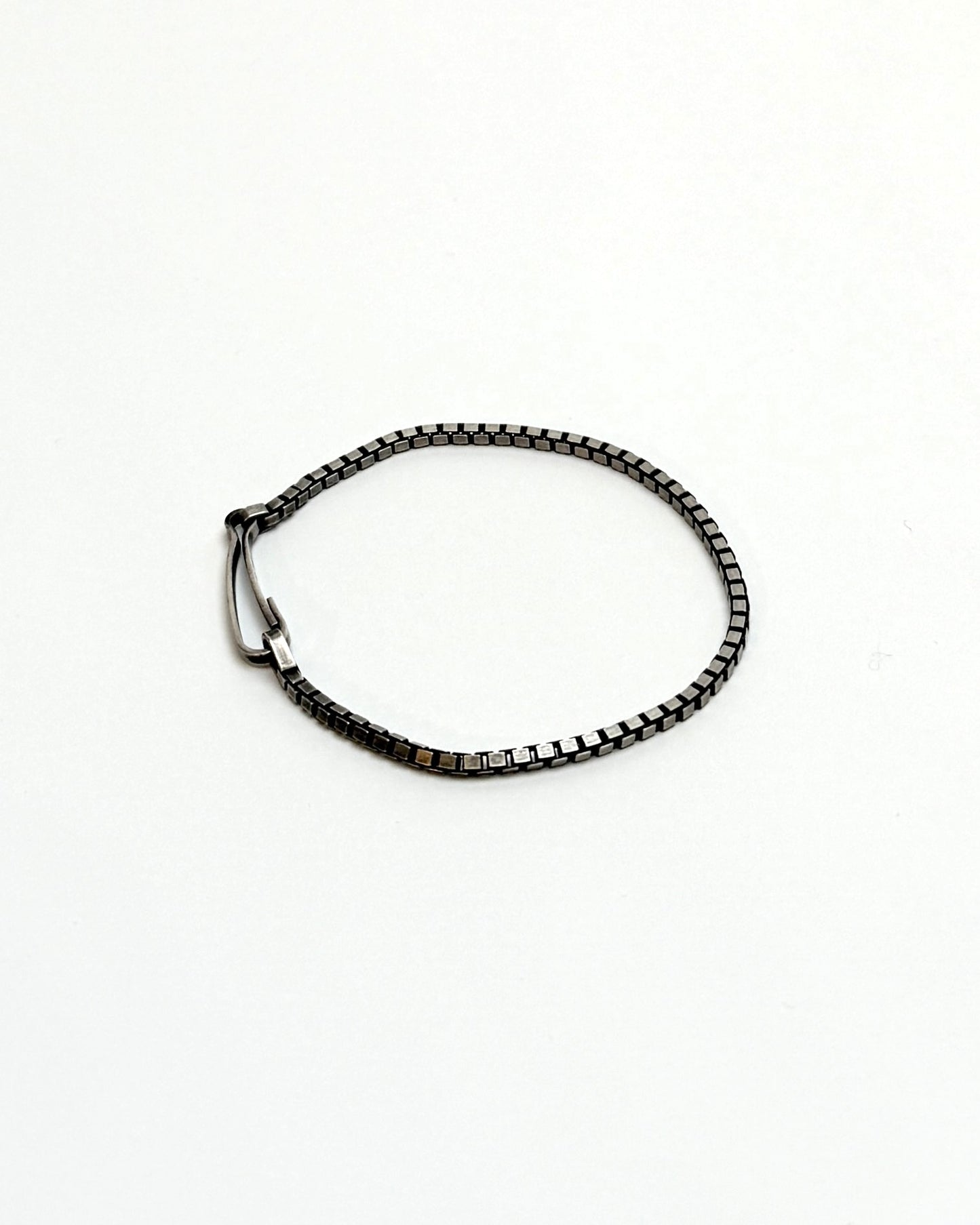 M2401 Bracelet snaplink fine box chain