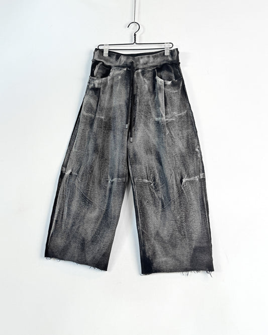 Cropped pleated sweatpant