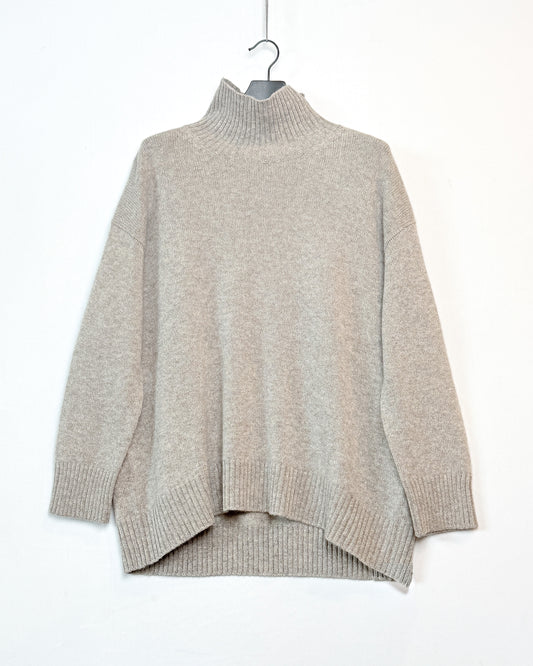 Yak knit turtle top