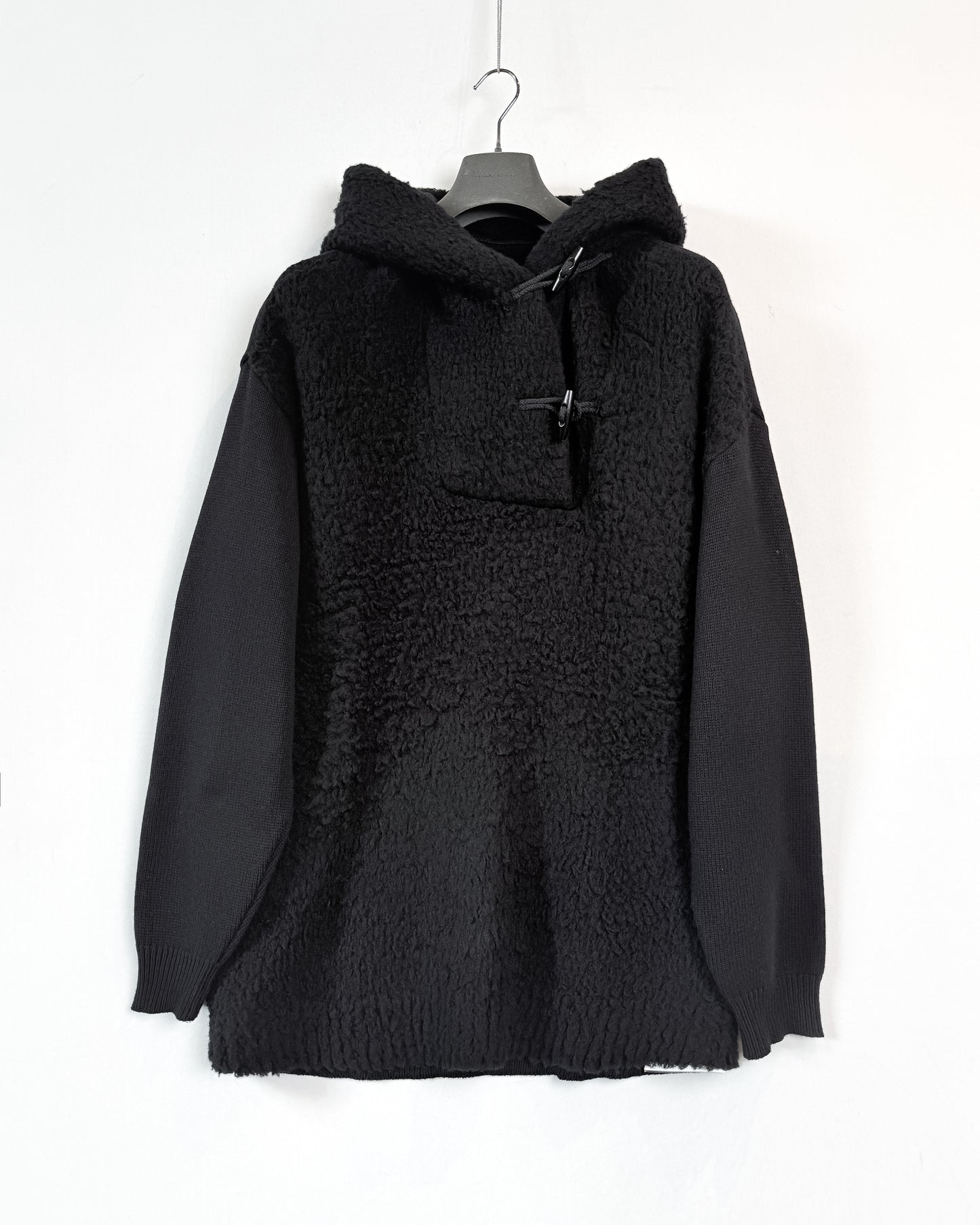 Toogle buttun hoodie