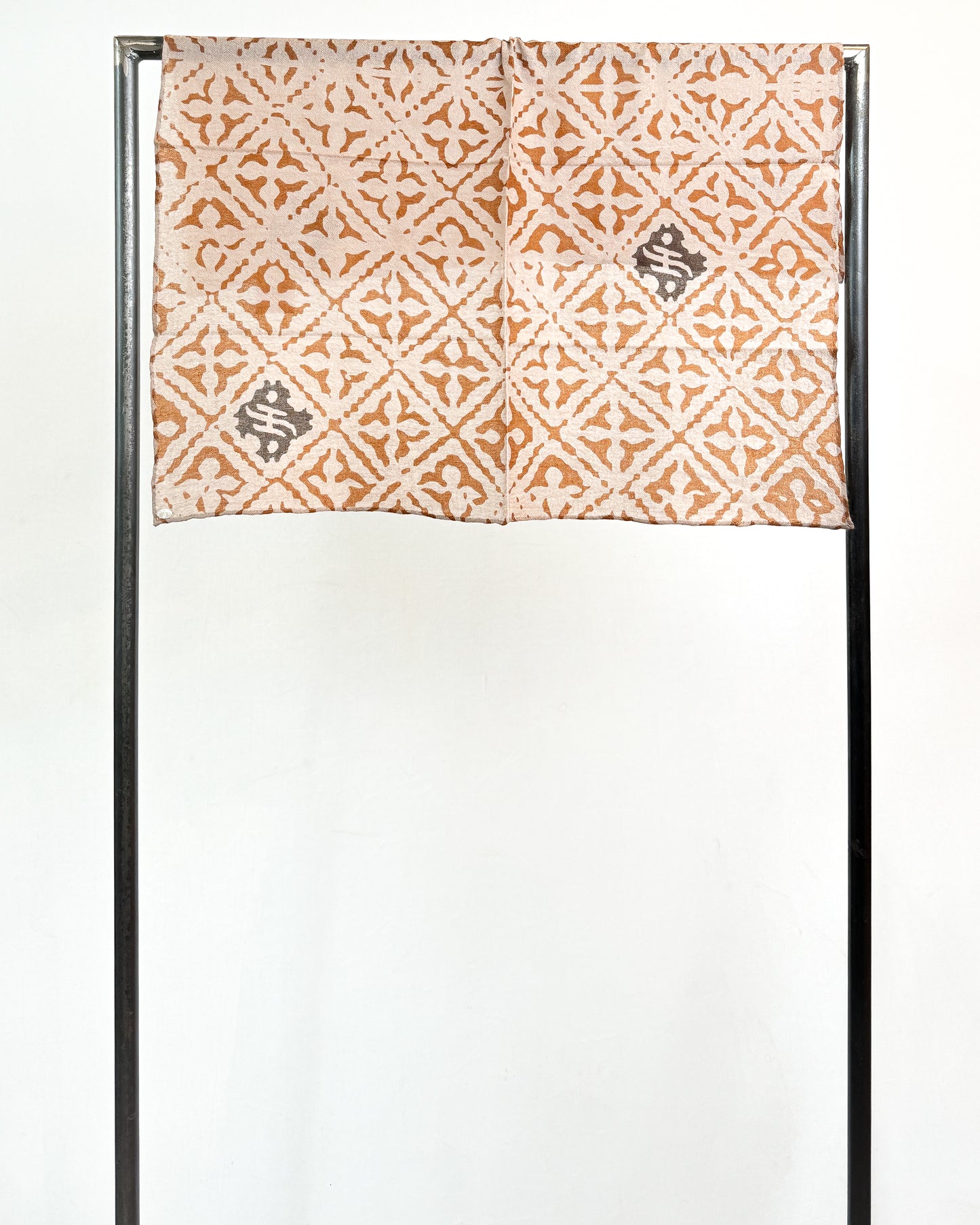 Cashmere scarf Midicube felted Eyes of Marrakesh