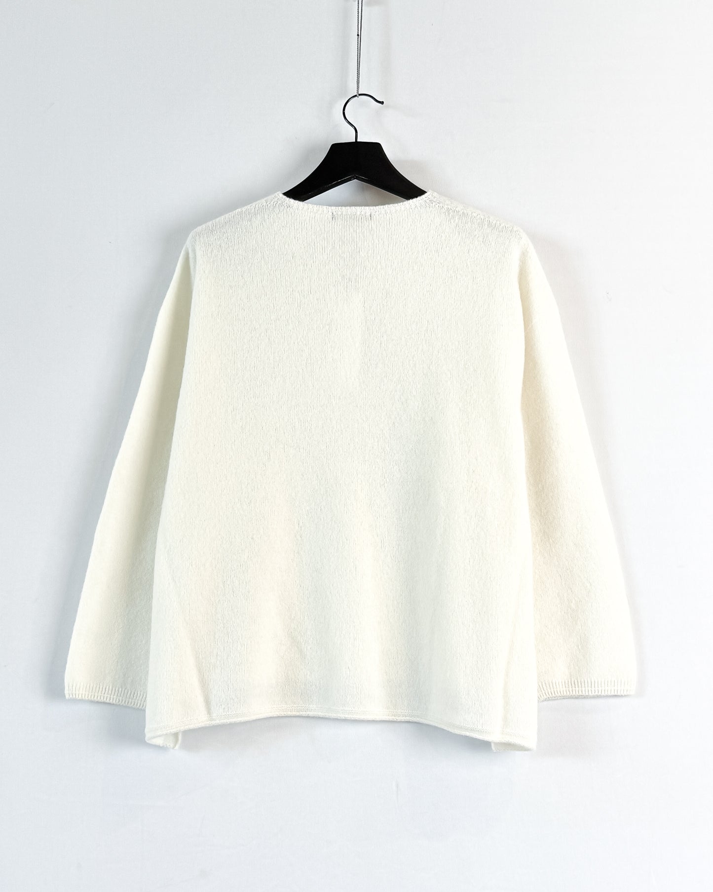 Fine wool crewneck pullover