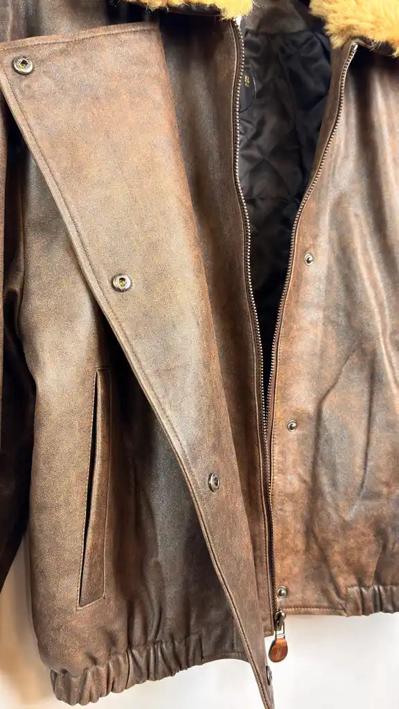 Removable collar leather bomber